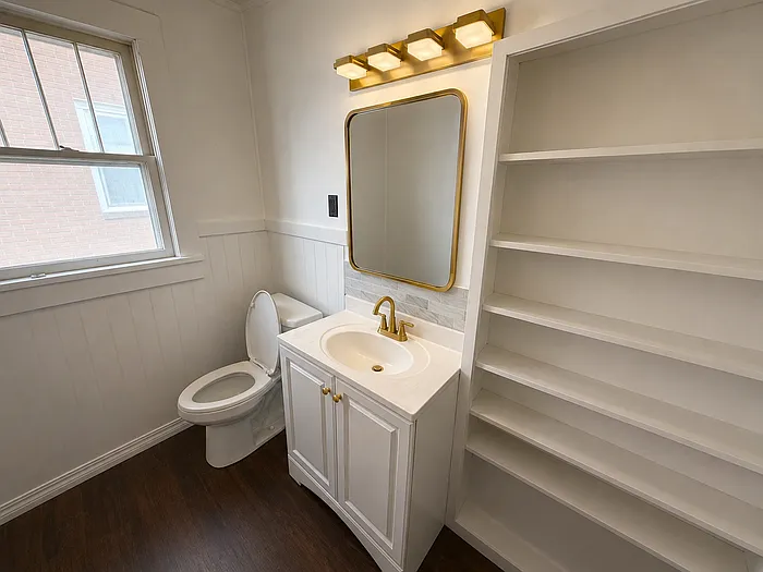 2 bed, 1.0 bath, 1103 sqft, $1,500 — Photo 3