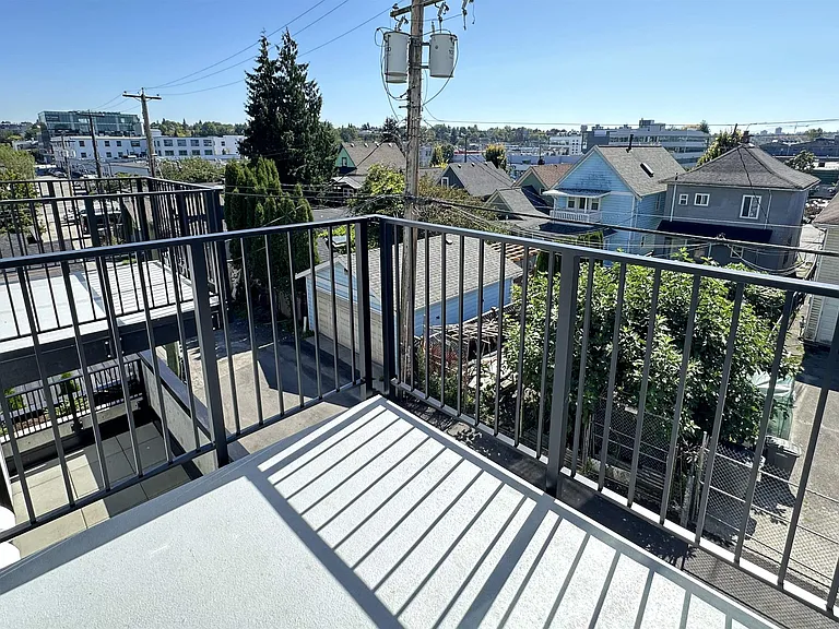 1120 Georgia St E #303 — Photo 16
