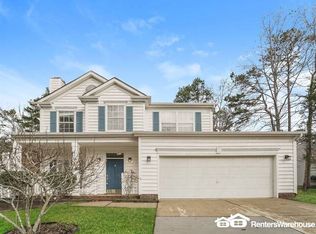 8616 Flowers Ct, Charlotte, NC 28215