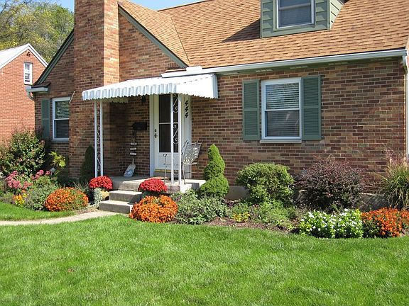 2nd image of 444 Shadowlawn Ave