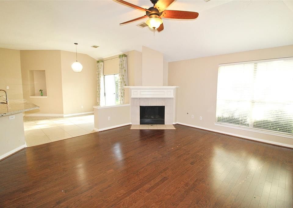 1st image of 1107 Woodley Bnd