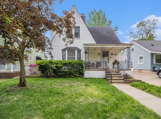 34611 Chestnut St, Wayne, MI 48184
