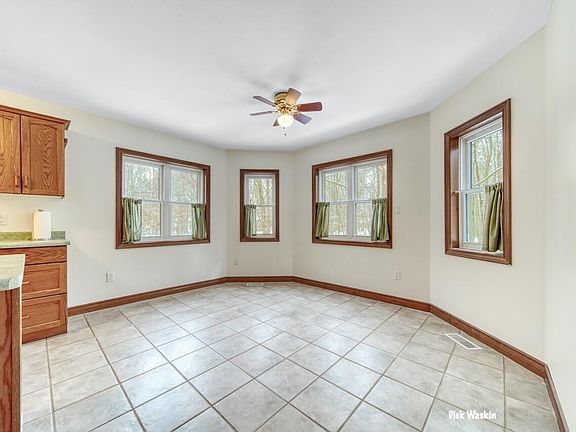 5th image of 7128 Charles St
