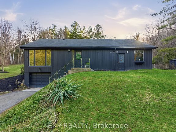 3rd image of 6092 Cedar Springs Rd