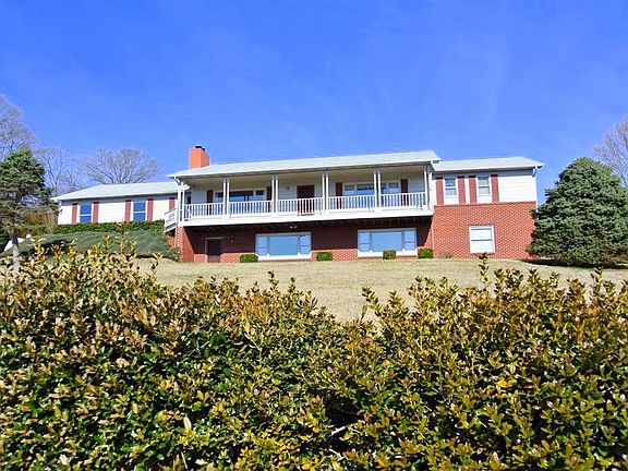 2nd image of 102 Kathryn Ct