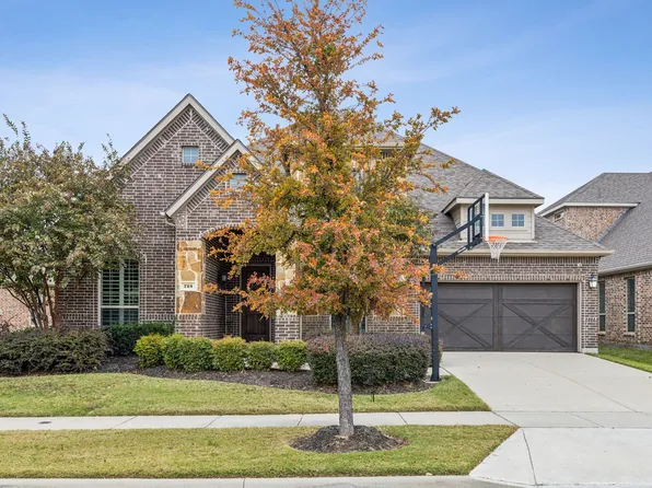 713 Patio St, Aubrey, TX 76227