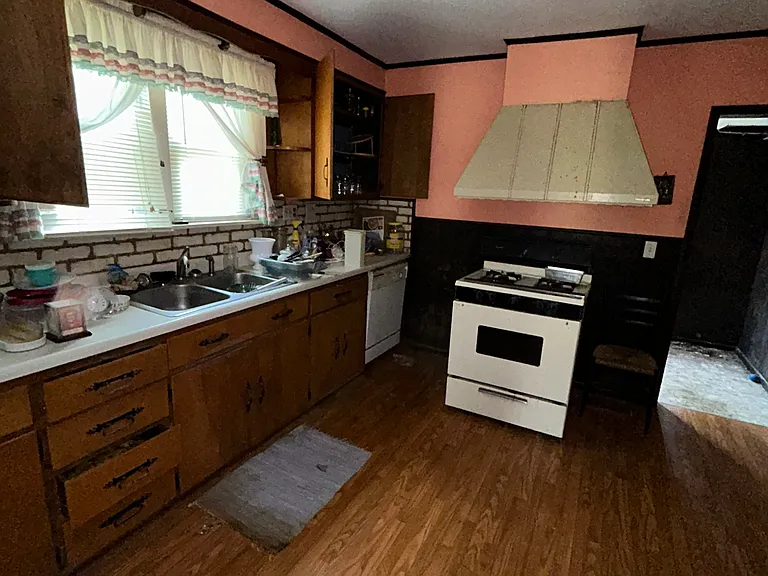 905 W Monroe St — Photo 18