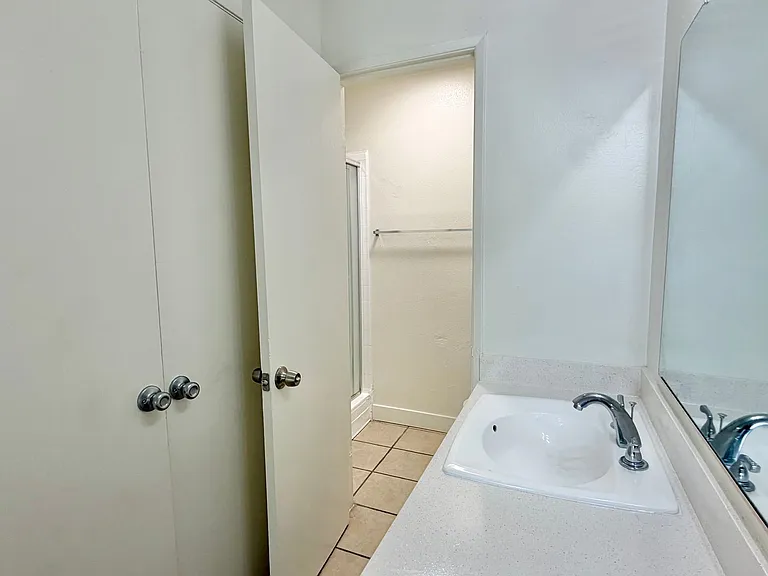 Cypress Apartments — Photo 29