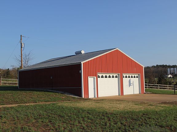 2nd image of 122 County Road 410