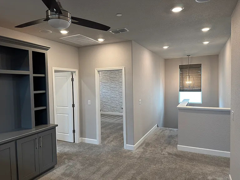 1417 Wadsworth Cir — Photo 31