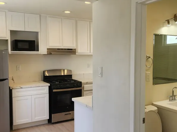 950 N Kingsley Dr, Los Angeles, CA 90029