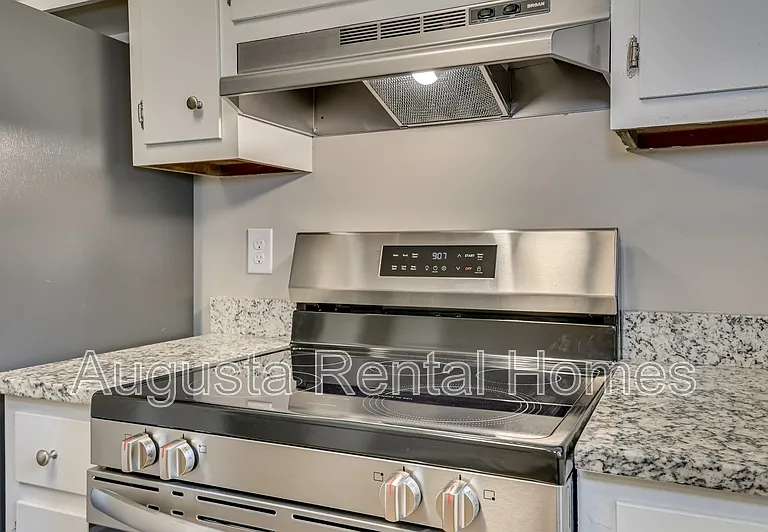 148 Chalet North Ct #148 — Photo 11