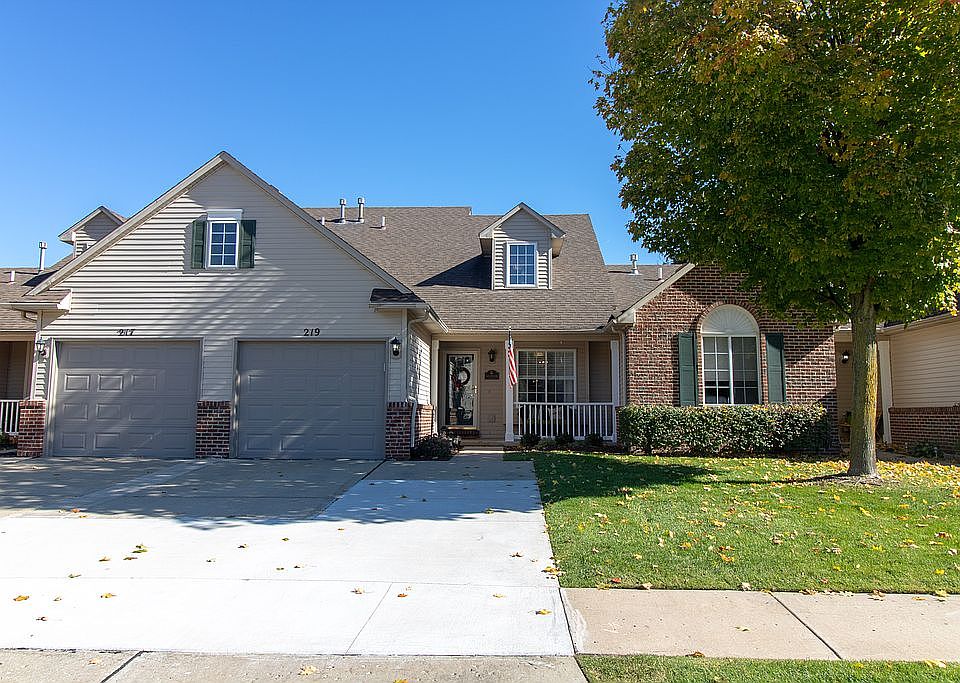 1st image of 219 Woodfield Square Ln