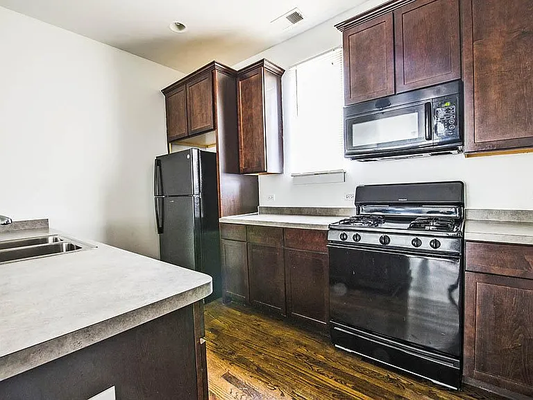5706 W Lake St — Photo 1