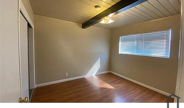 807 Oregon St — Photo 4