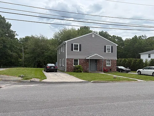 107 Hoffman Ave #107 Photo 1