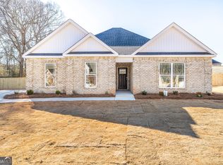 200 Collins Estate Ave, Centerville, GA 31028