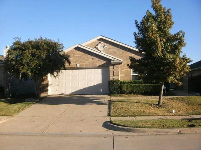 1st image of 3302 Admiral Dr