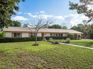 112 Oak Way, Kerrville, TX 78028