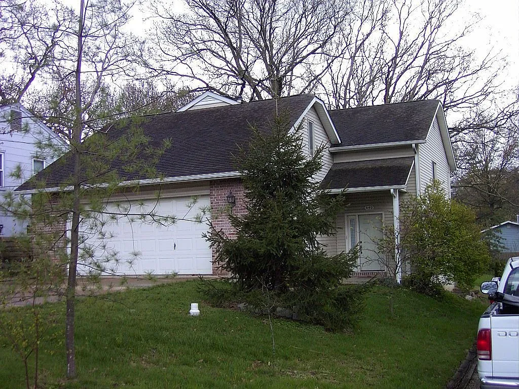 640 Nirk Ave photo 1