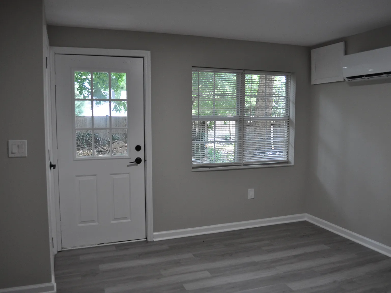 100 Linden Pl — Photo 3