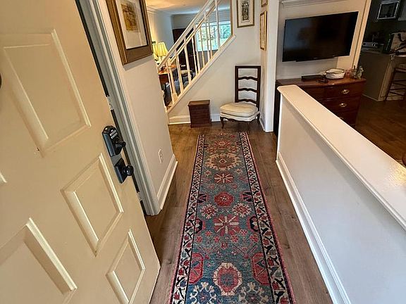 3rd image of 305 Paoli Woods Dr