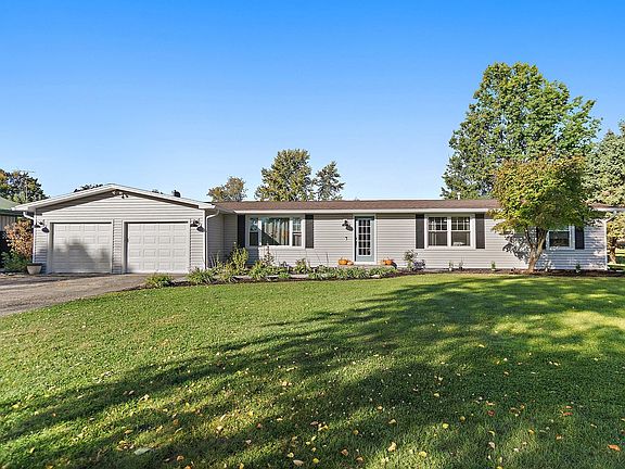 2nd image of 1N308 Stargrass Ln