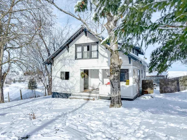 306 W Hazel St, Genesee, ID 83832