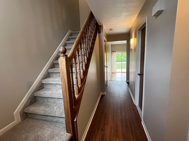 458 Village Oaks Ct — Photo 21