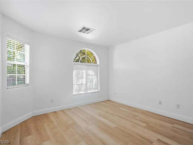 9717 High Alpine St — Photo 30
