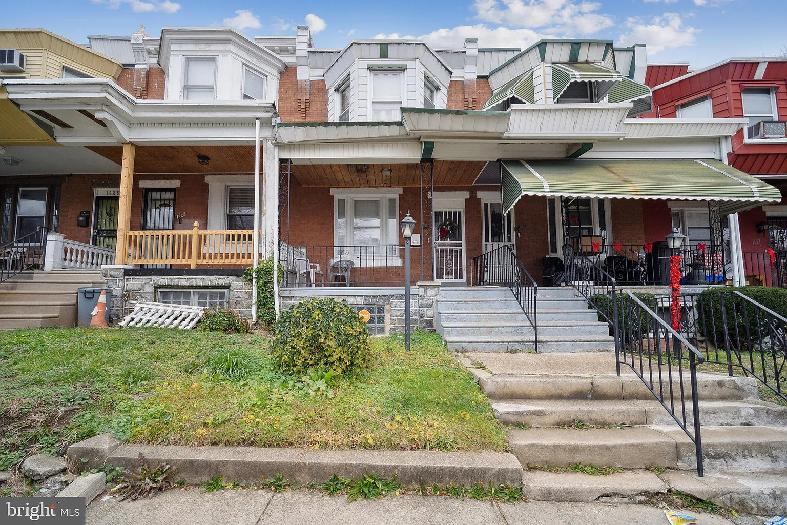 1621 N Robinson St photo 1