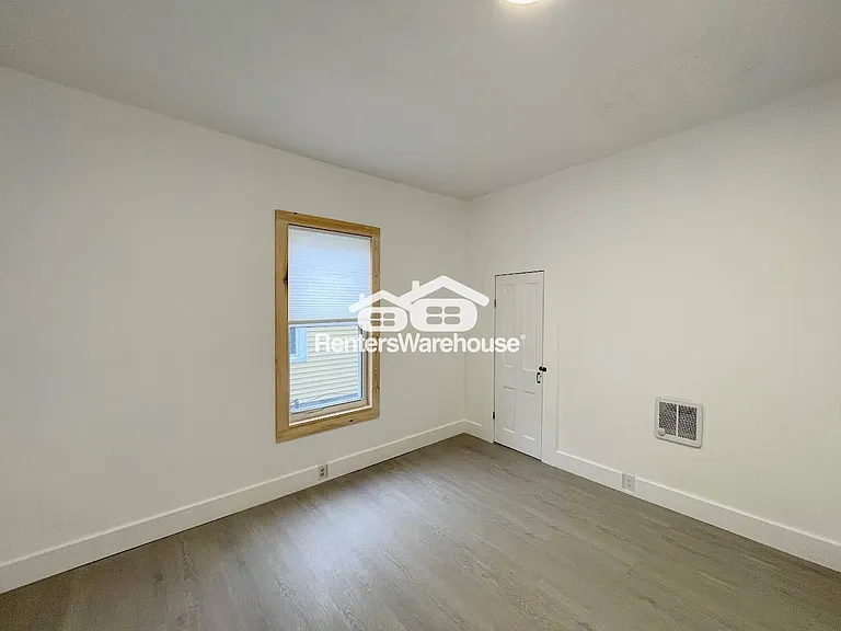 315 Highland Ave — Photo 11
