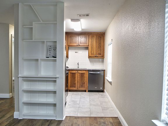 2nd image of 1017 Keith Pumphrey Dr #17