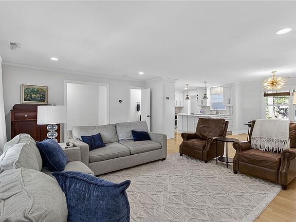 4th image of 1116 Chumley Rd