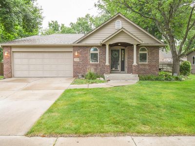 2328 S Woodbine Ln, Sioux Falls, SD, 57103