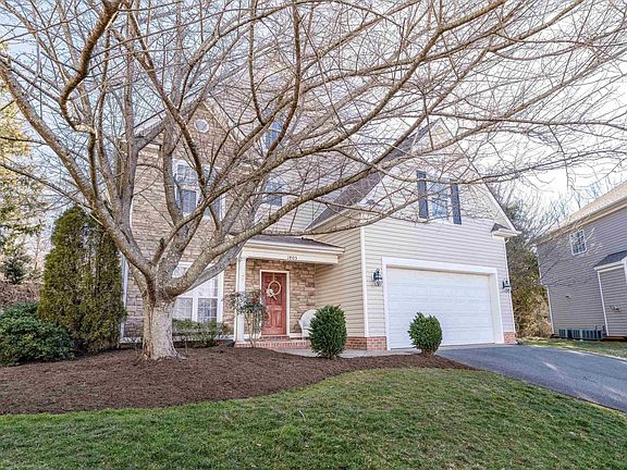 2nd image of 1405 Amber Ridge Rd