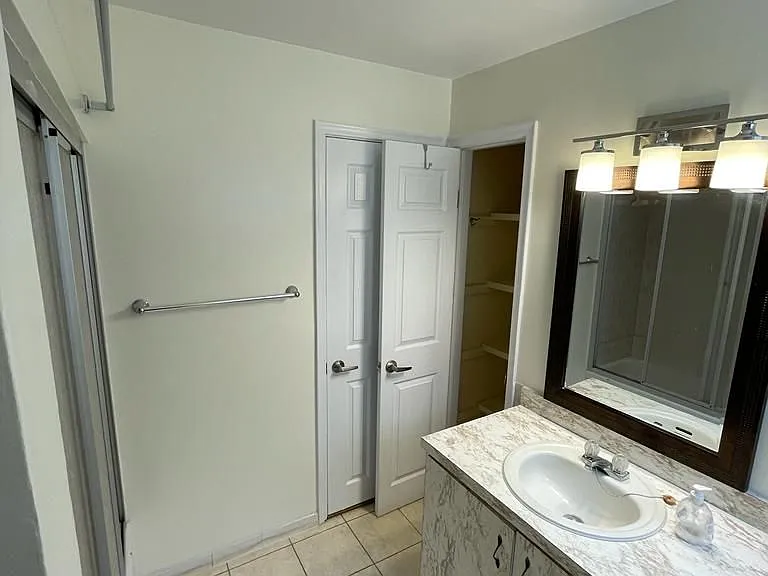 53 Oakridge Dr #BASEMENT — Photo 6