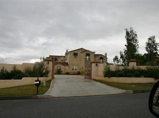 18676 Oak Park Dr, Riverside, CA 92504