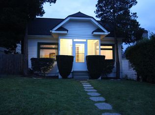 7724 2nd Ave NE, Seattle, WA 98115