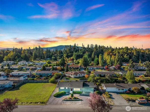 407 Norman Street, Sequim, WA 98382