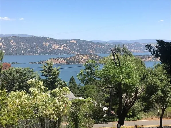 3675 Crestwood Dr #17, Kelseyville, CA 95451