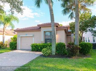6302 NW 38th Dr, Coral Springs, FL 33067