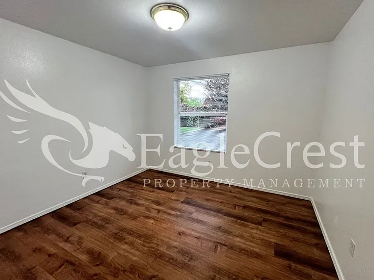 706 S College Ave — Photo 10