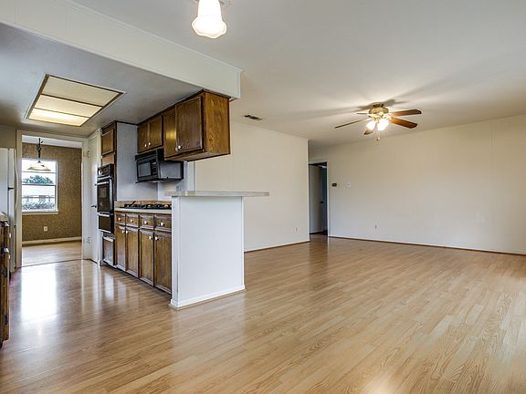 4th image of 4606 Bucknell Dr