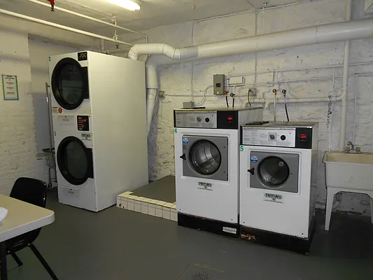 Rented by Charles Coutinho LLC | media 31