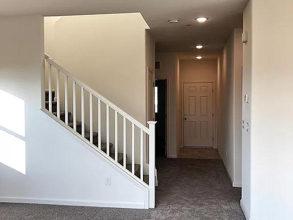 5th image of 4246 Lasalle Dr