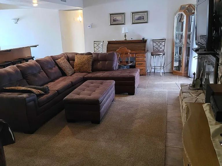 415 Corvair Dr — Photo 46