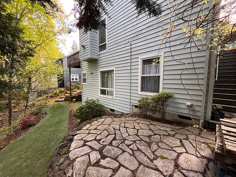 243 S Palatine Hill Rd — Photo 31