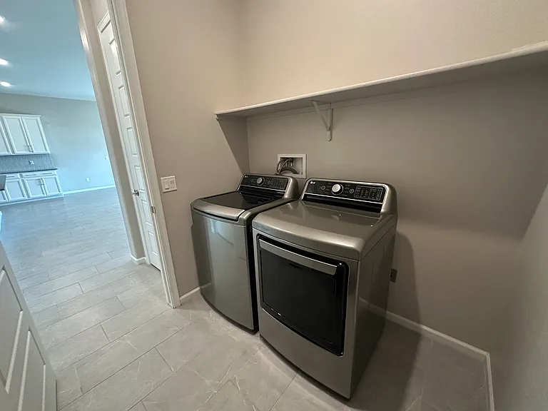 12474 N Appling Ave — Photo 22