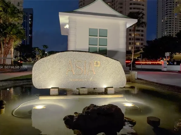 900 Brickell Key Blvd APT 503, Miami, FL 33131